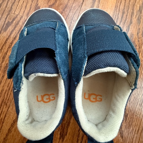 Ugg Rennon Low Sneakers Sz 6 - Picture 9 of 11